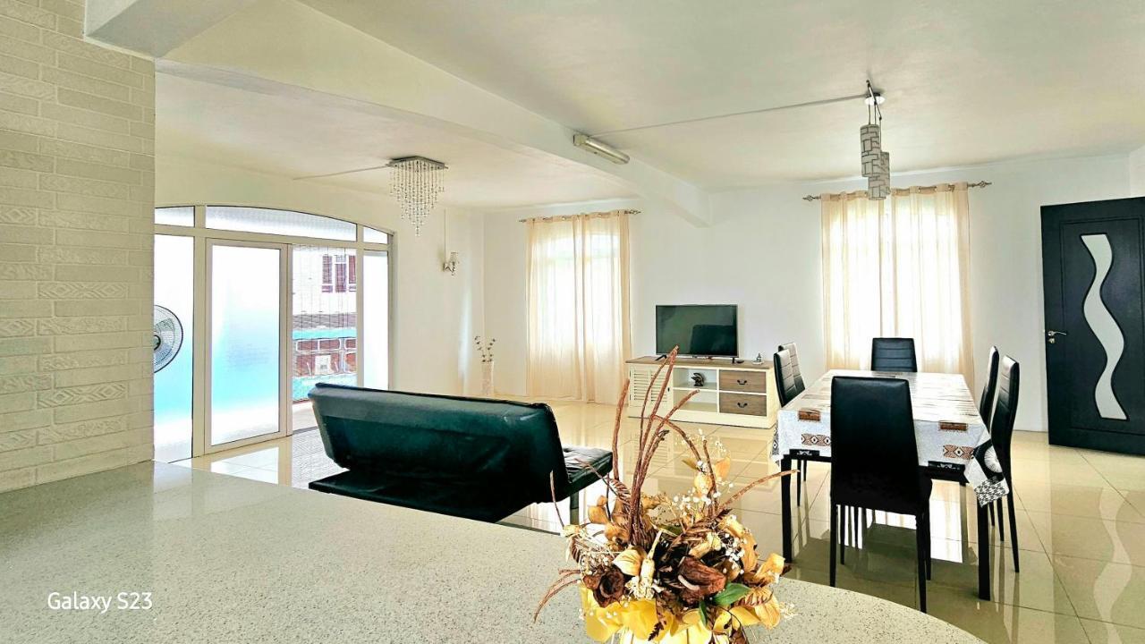 White Residence Катр Борн Екстериор снимка