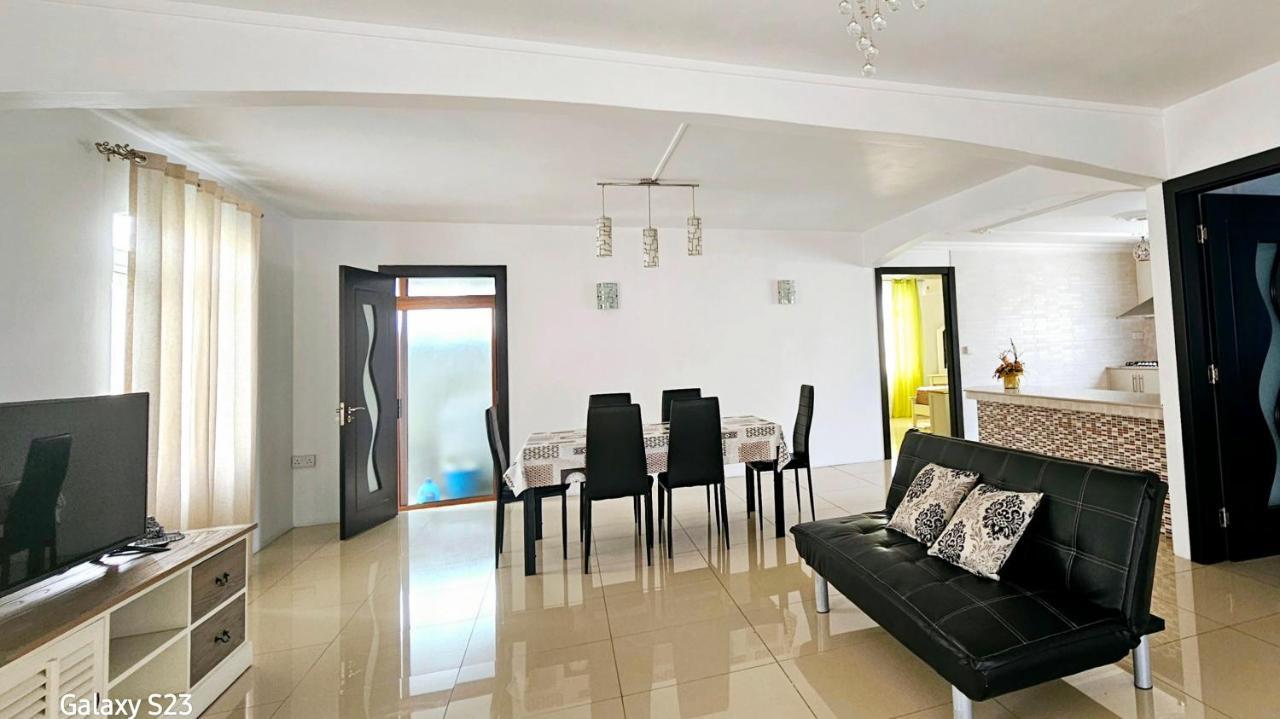 White Residence Катр Борн Екстериор снимка